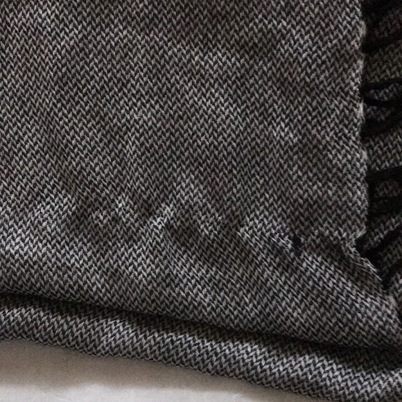 BCBGENERATION scarf - Picture 4 of 6